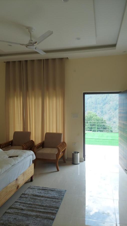 Hotel Anandam Phata 外观 照片