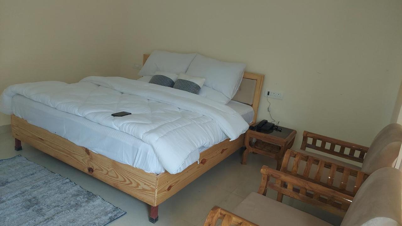 Hotel Anandam Phata 外观 照片